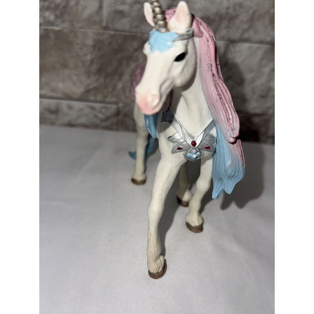 Schleich Unicorn - Picture 2 of 12
